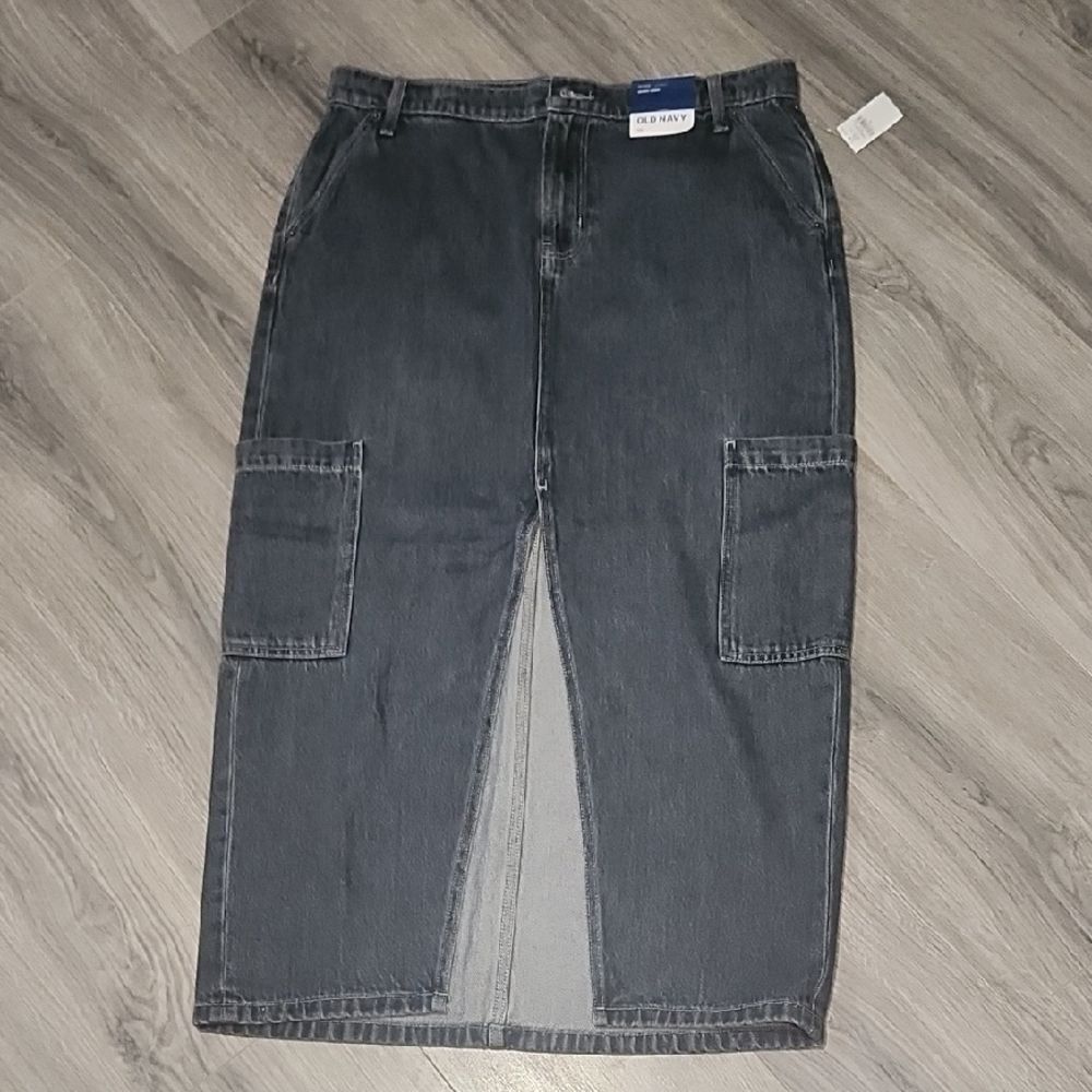 NWT Old Navy Anika Mid Rise Drapery Cargo Dark Maxi Denim Skirt